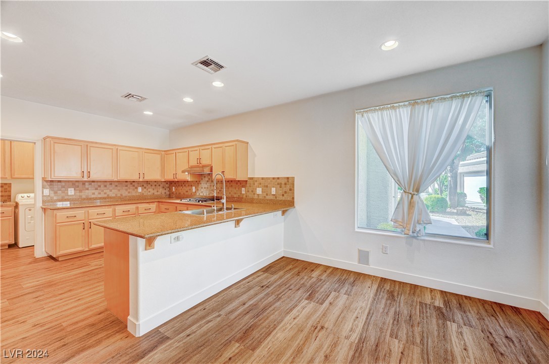 2024 Summer Cove Court 101