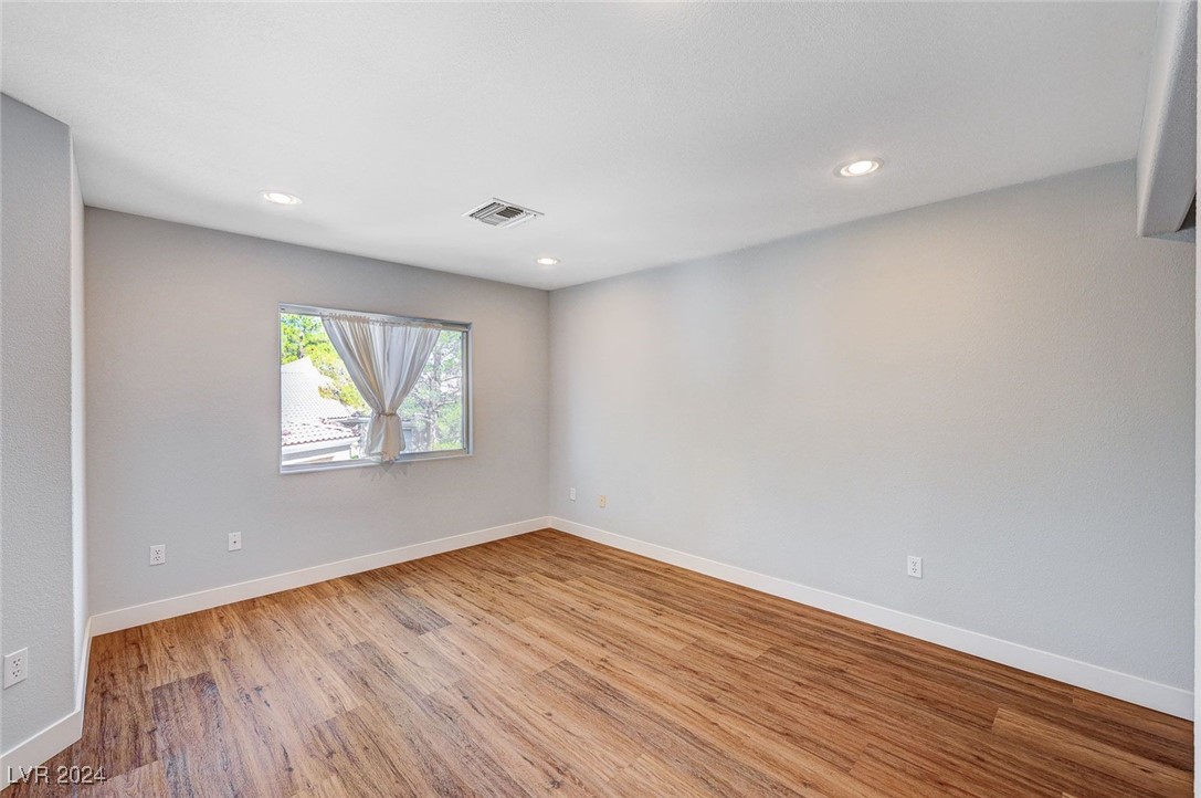 2024 Summer Cove Court 101