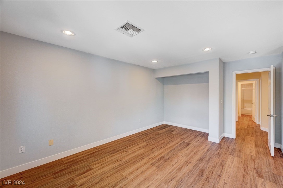 2024 Summer Cove Court 101