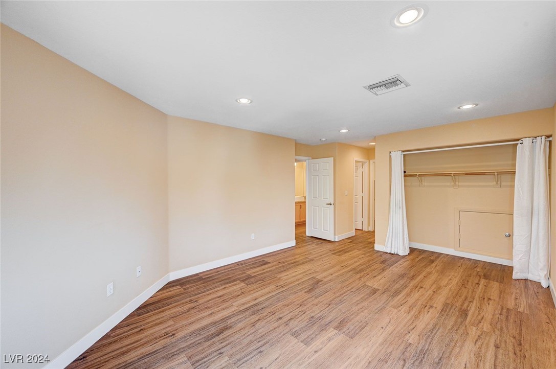 2024 Summer Cove Court 101