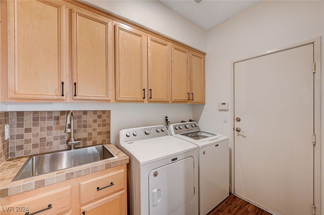 2024 Summer Cove Court 101
