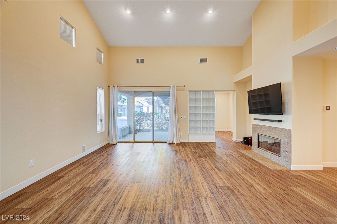 2024 Summer Cove Court 101