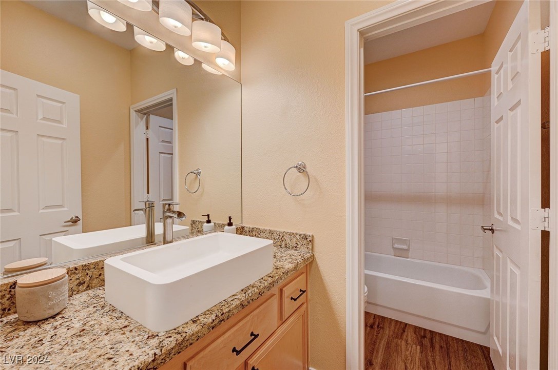 2024 Summer Cove Court 101