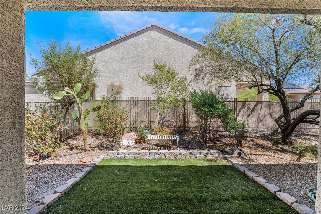 7938 Kiskadee Street
