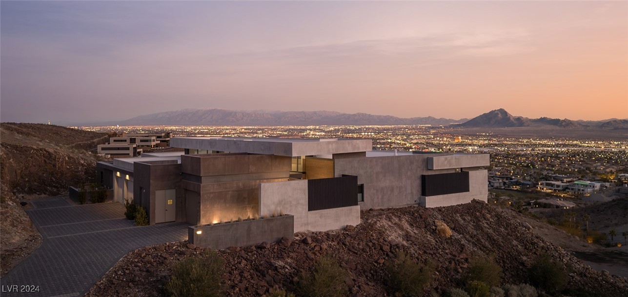 641 Dragon Peak Drive