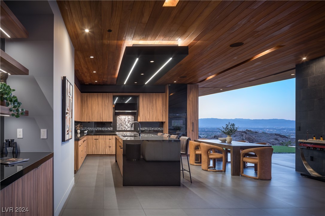 641 Dragon Peak Drive