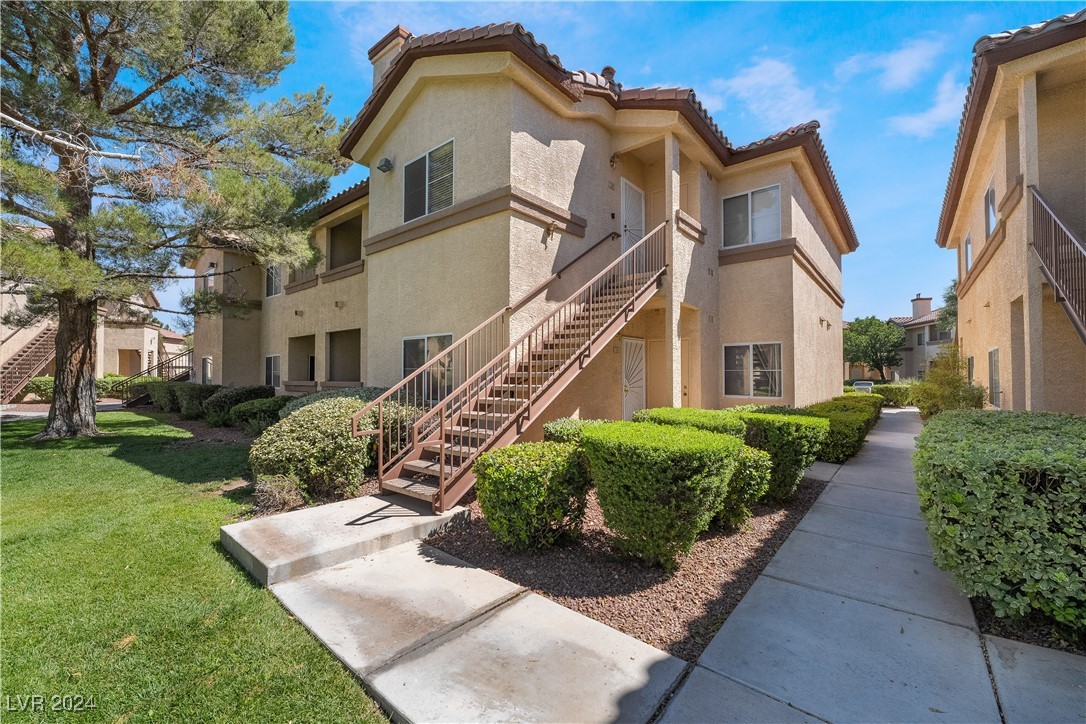 8501 West University Avenue 1108
