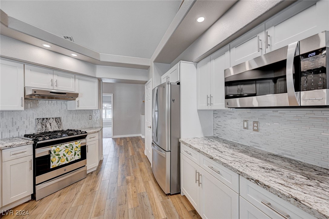 8216 Cedar Mesa Avenue