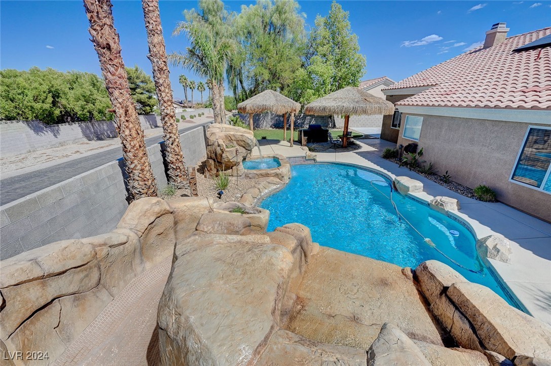 8216 Cedar Mesa Avenue