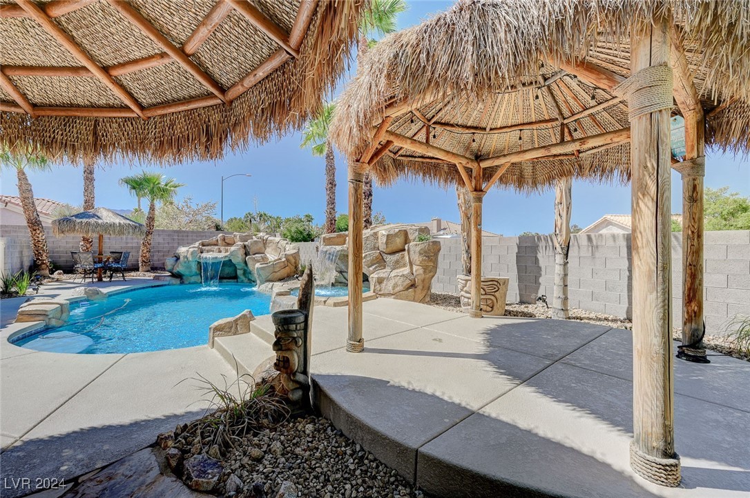 8216 Cedar Mesa Avenue