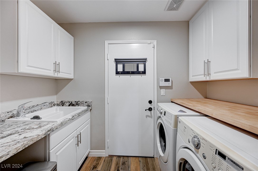 8216 Cedar Mesa Avenue