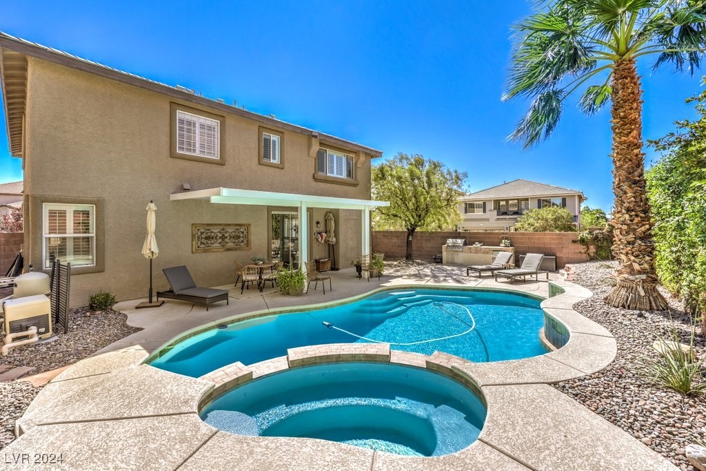 3137 Lenoir Street