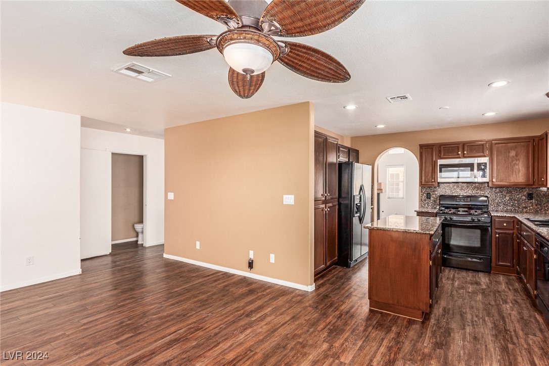 6820 Painted Canyon Court