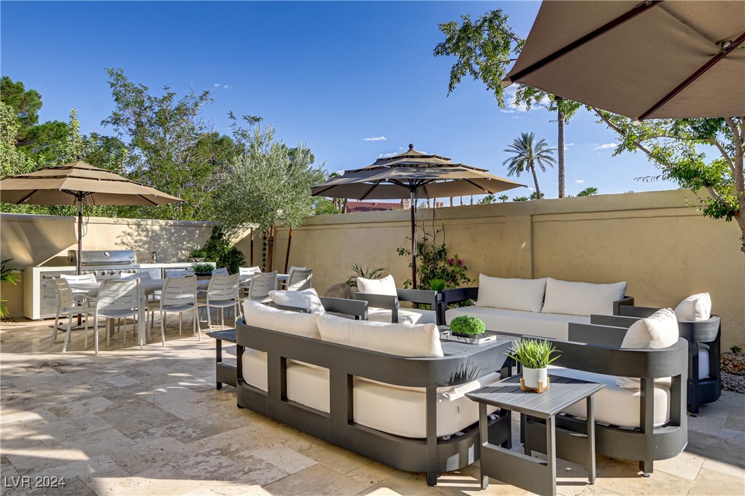 8225 Crow Valley Lane