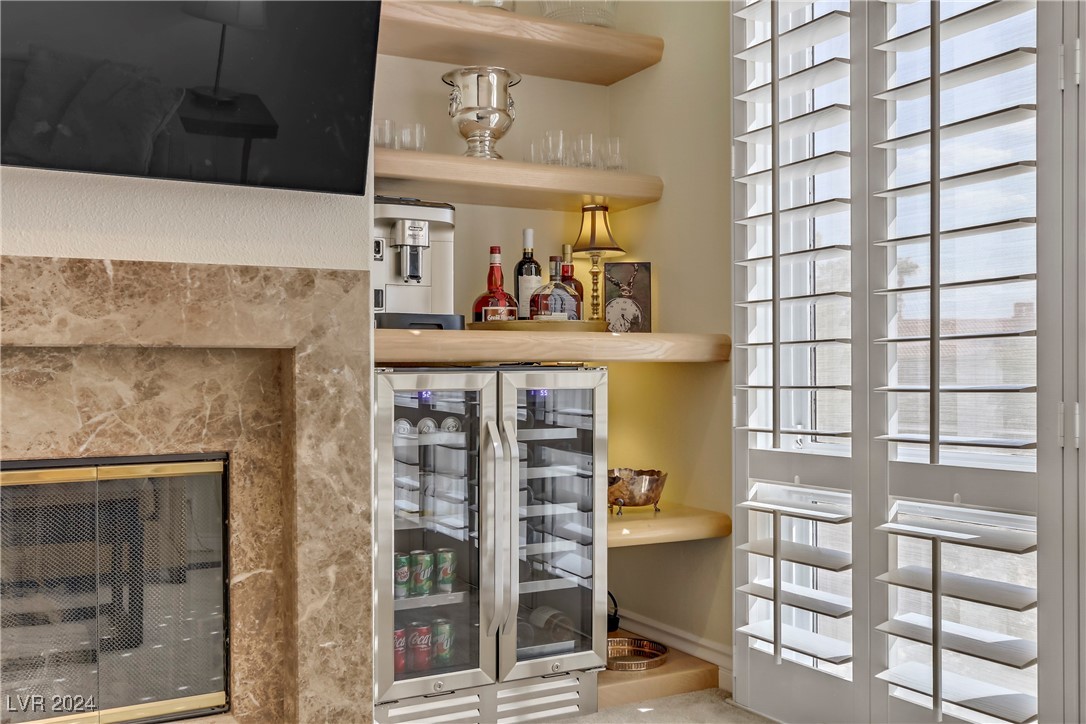 8225 Crow Valley Lane