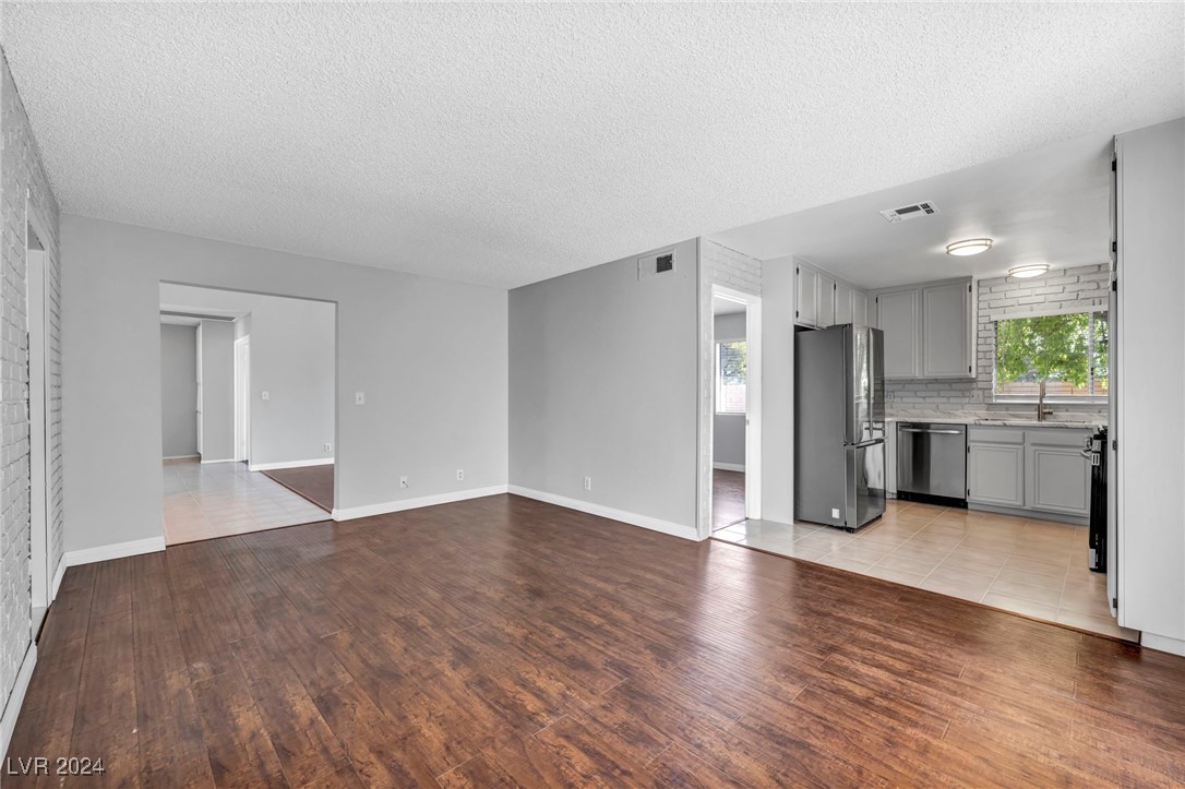 4184 Butterfield Way