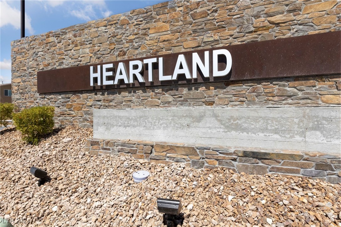 1841 Jennifer Brook Place