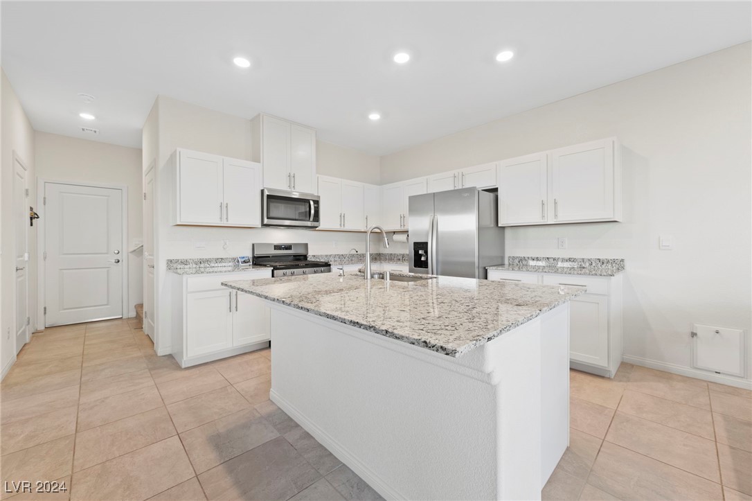 1841 Jennifer Brook Place