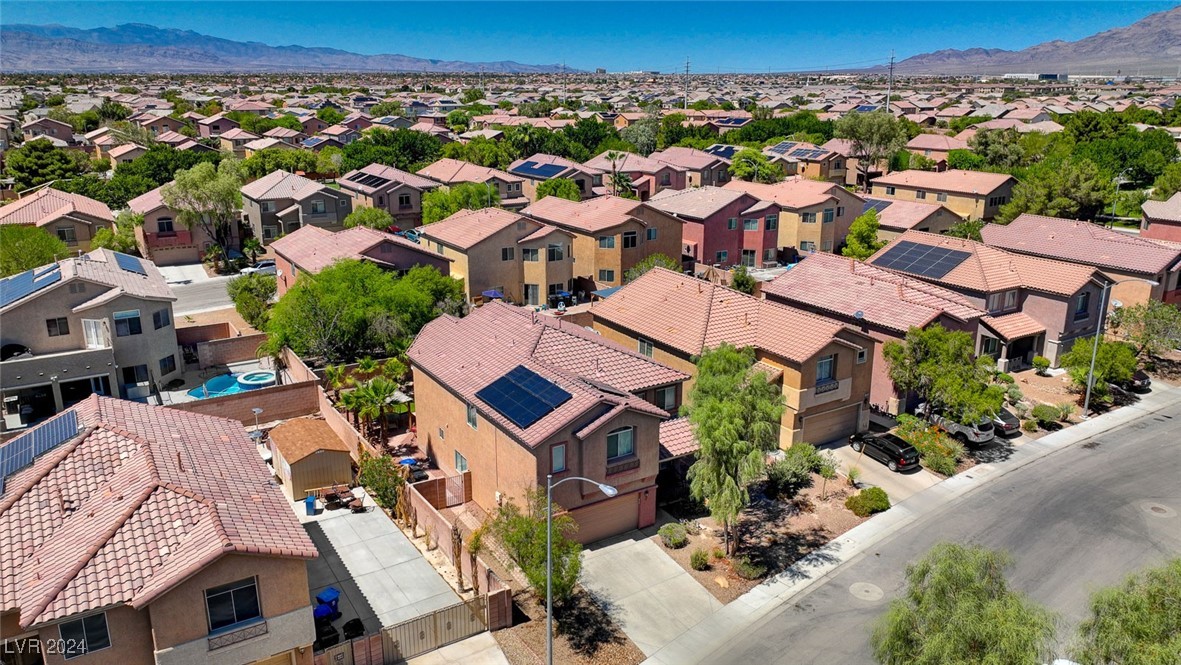 5905 Running Horse Drive