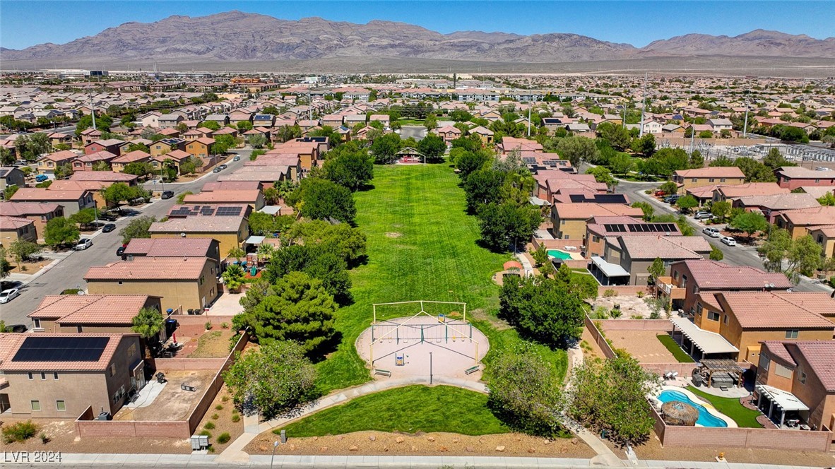 5905 Running Horse Drive