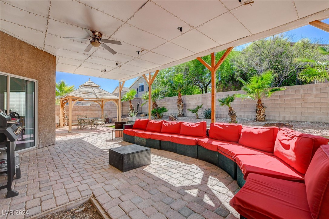 5905 Running Horse Drive