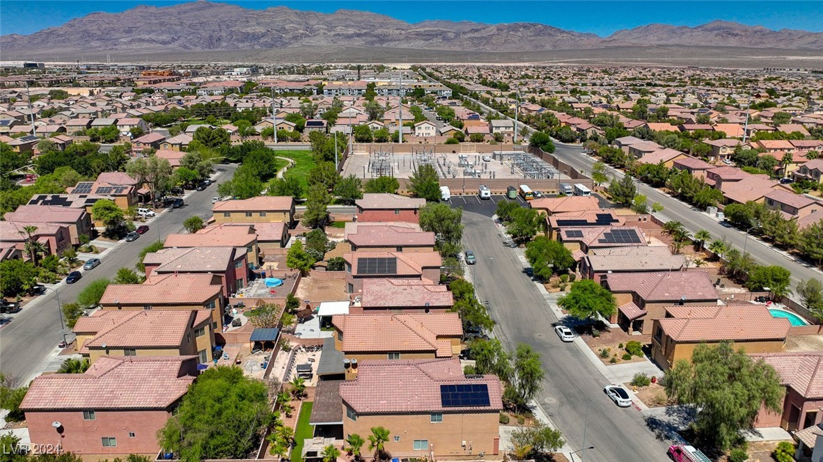 5905 Running Horse Drive