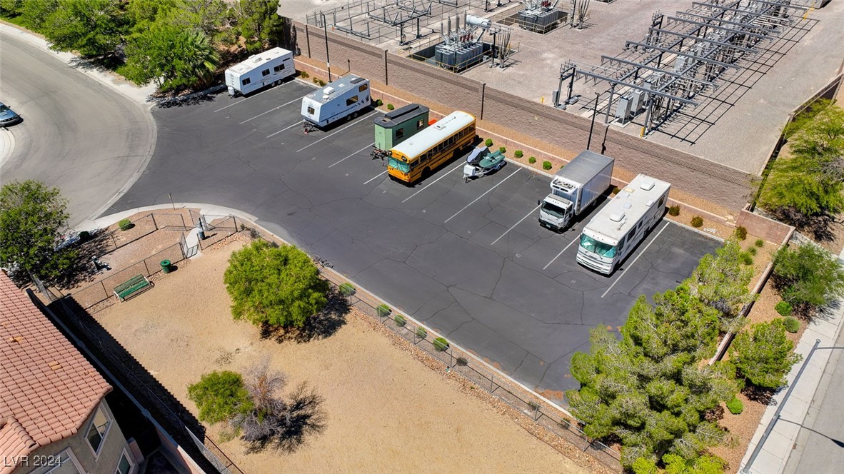 5905 Running Horse Drive