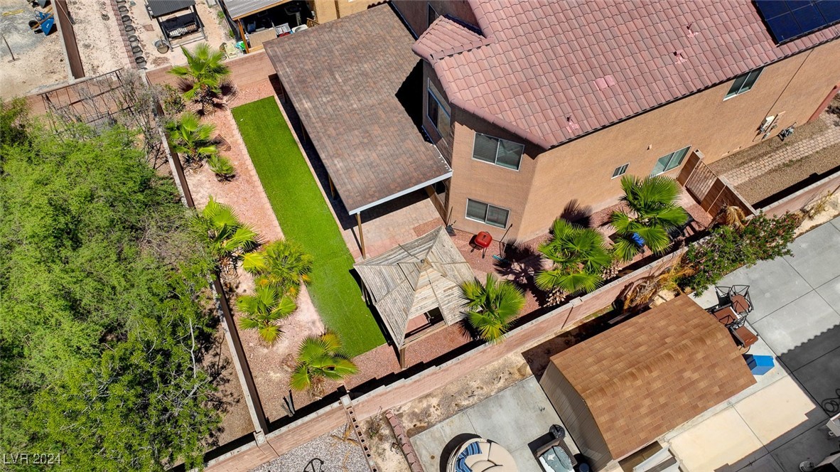 5905 Running Horse Drive