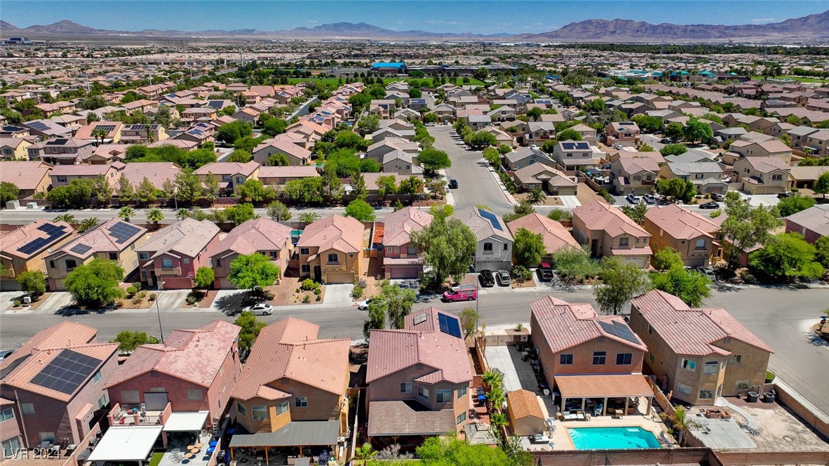 5905 Running Horse Drive