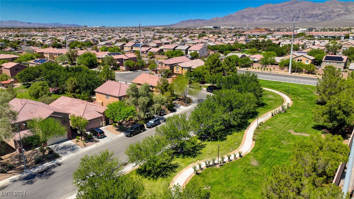 5905 Running Horse Drive