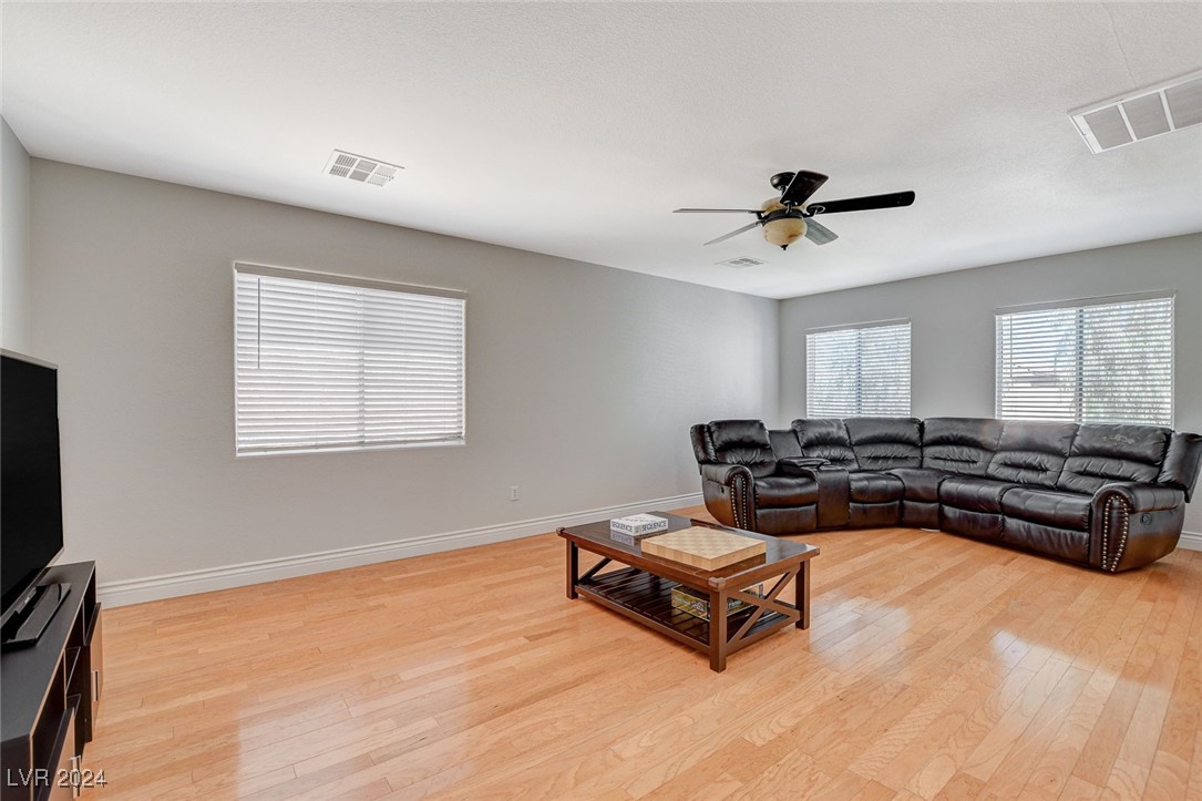 5905 Running Horse Drive