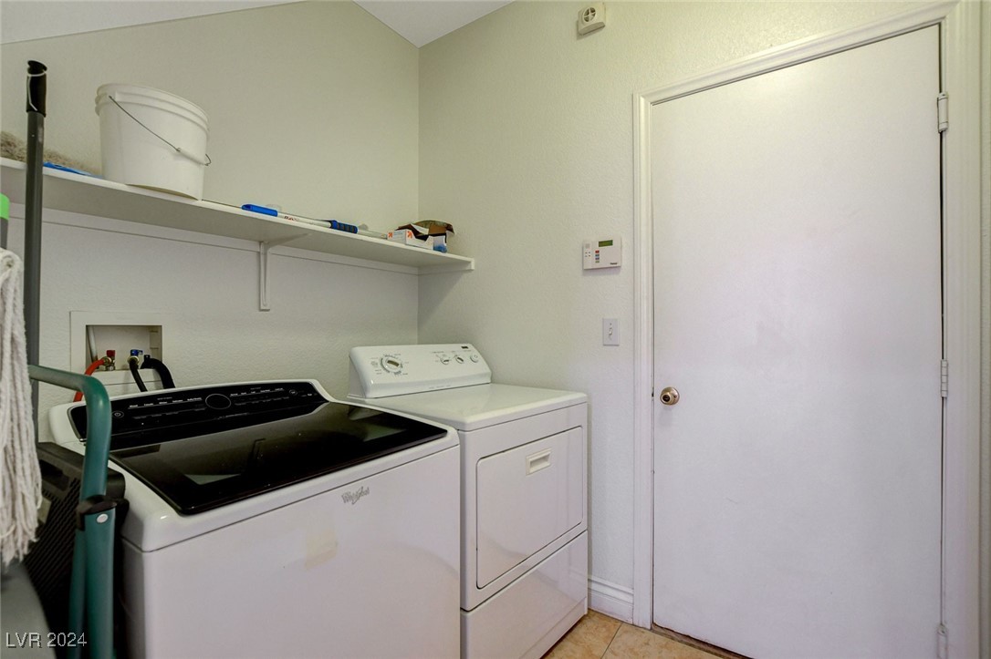 5905 Running Horse Drive