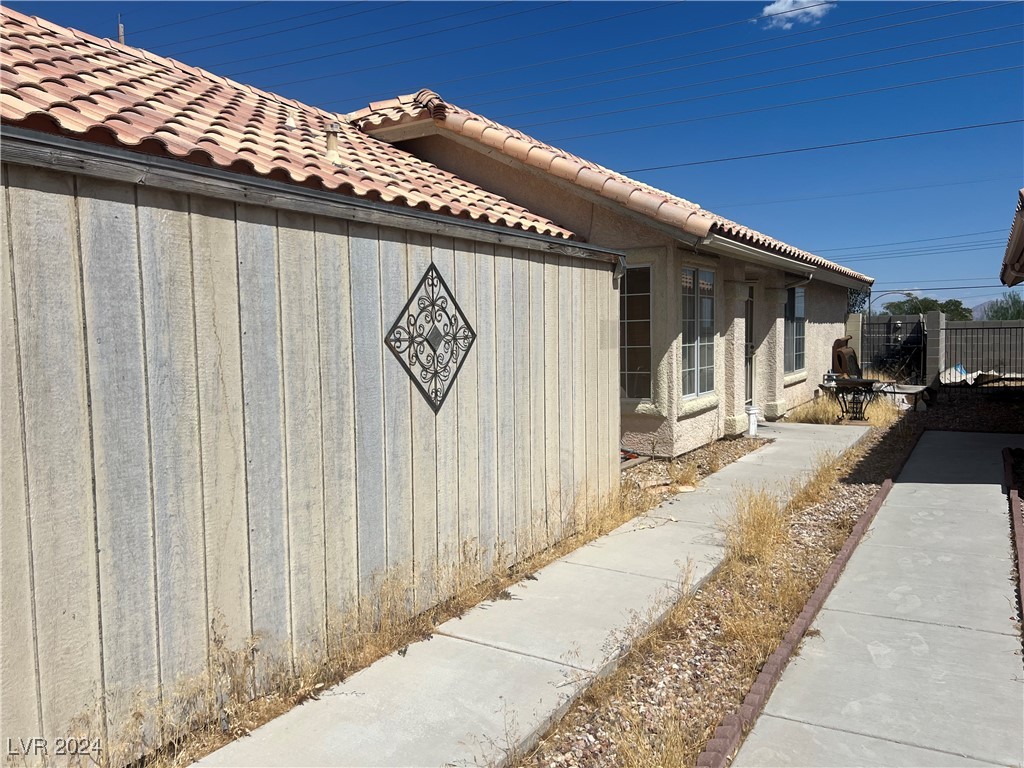 708 Sarajane Lane