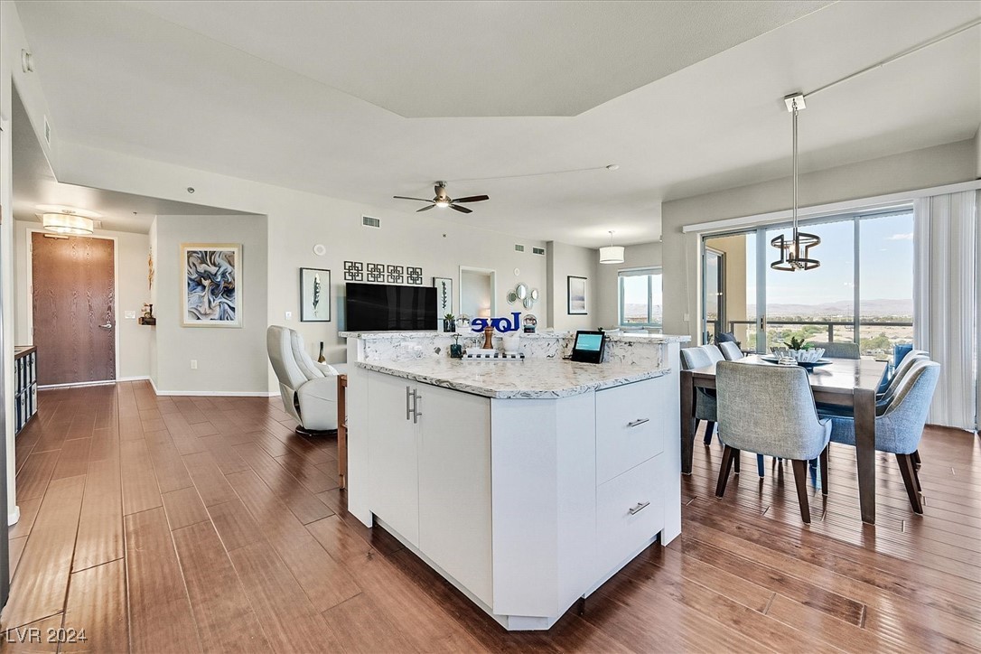 8255 Las Vegas Boulevard 822