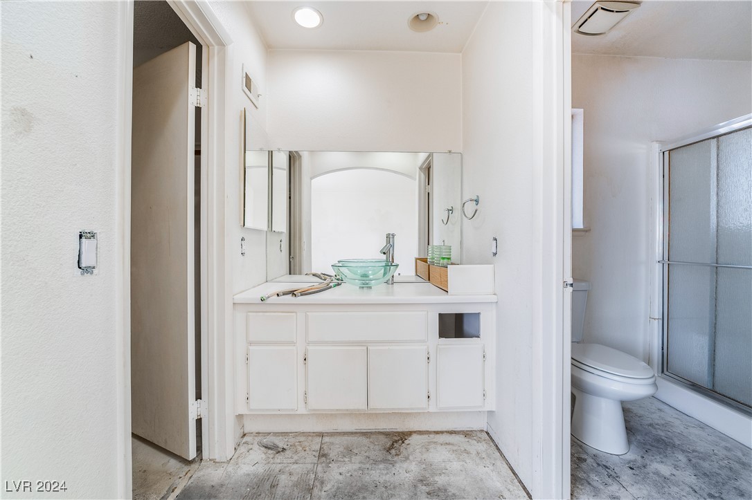 1932 Misty Glade Drive