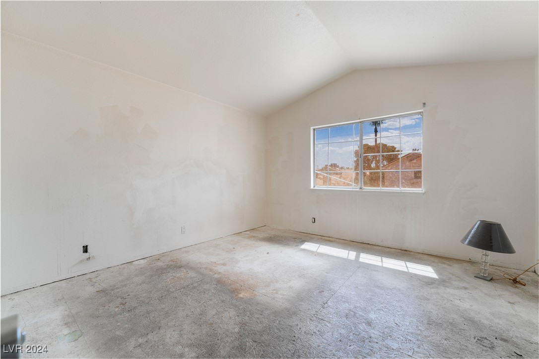 1932 Misty Glade Drive