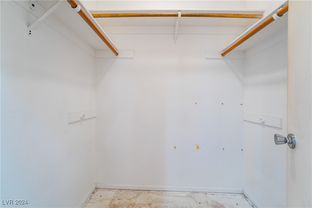 1932 Misty Glade Drive