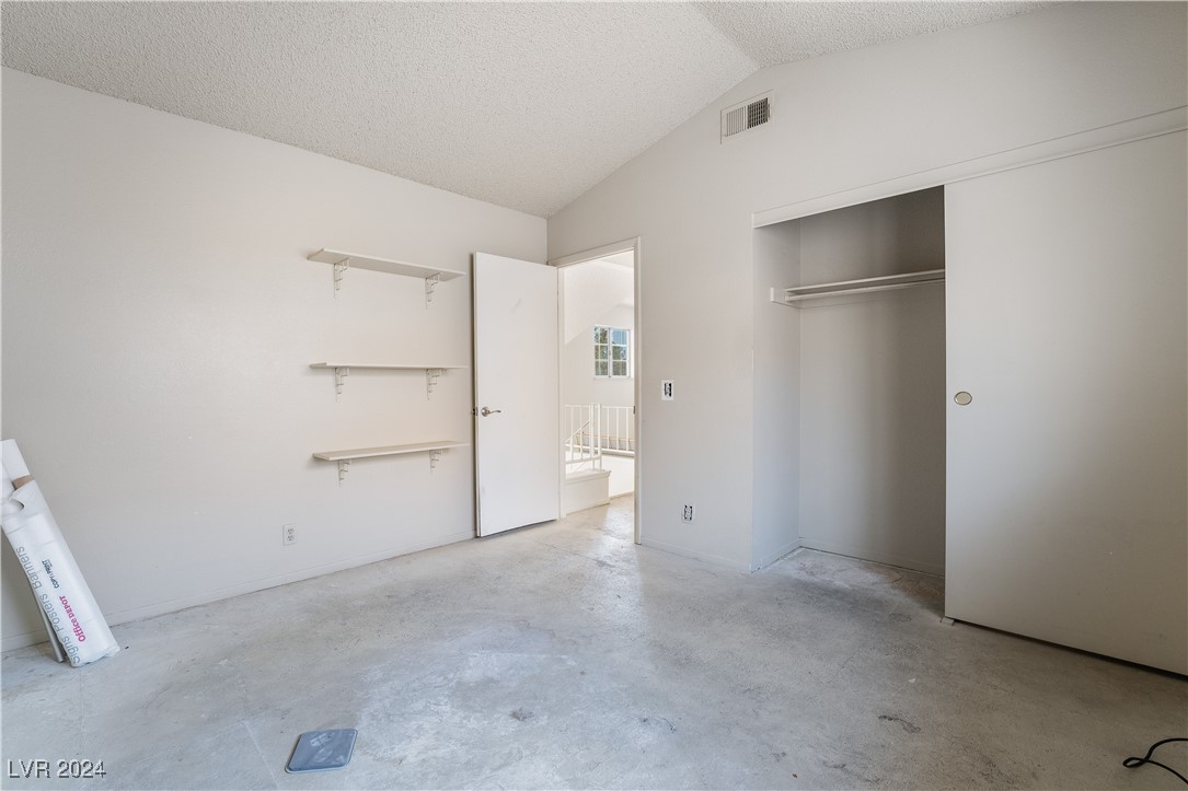 1932 Misty Glade Drive