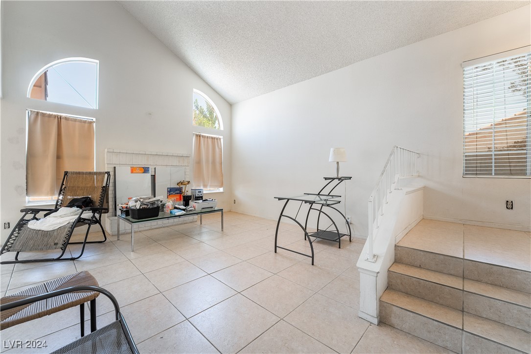 1932 Misty Glade Drive