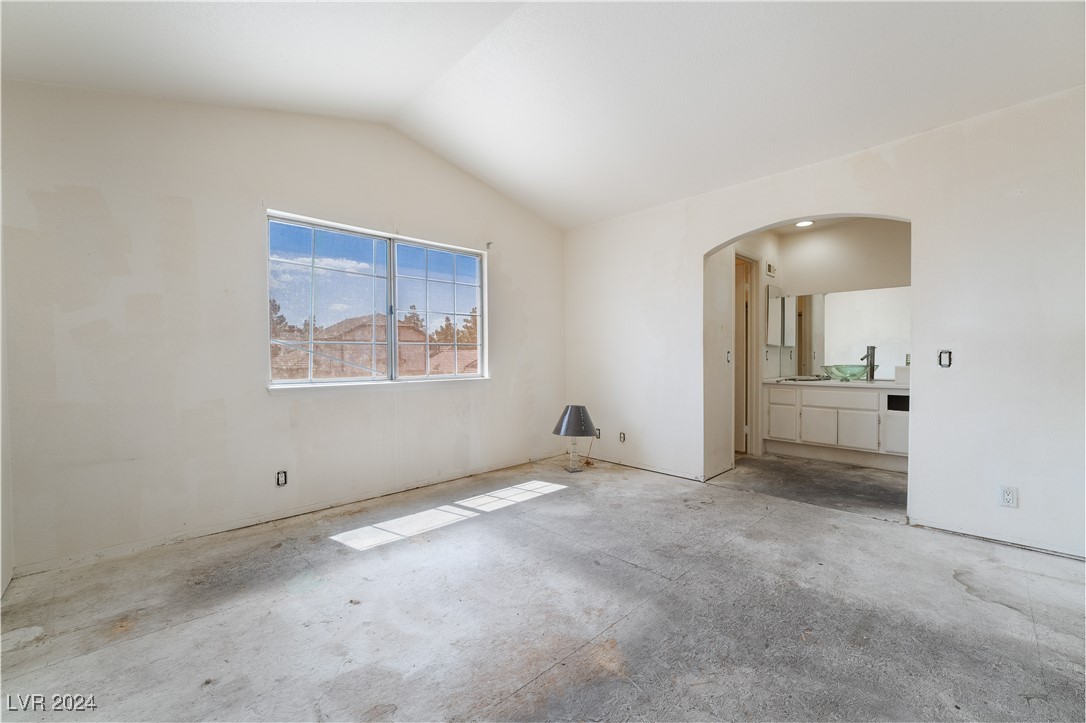 1932 Misty Glade Drive