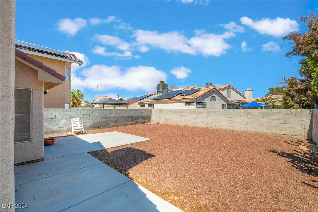 1932 Misty Glade Drive