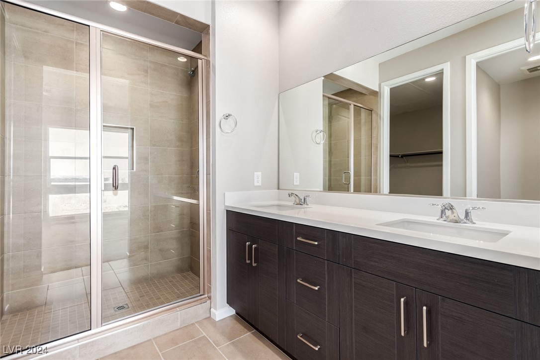 2484 Indigo Mountain Street