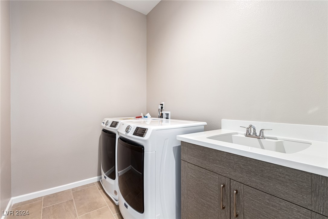 2484 Indigo Mountain Street