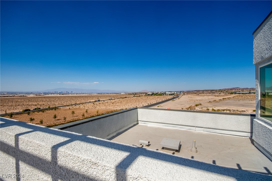 2484 Indigo Mountain Street