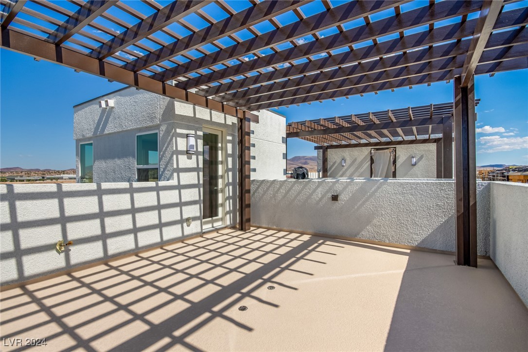 2484 Indigo Mountain Street