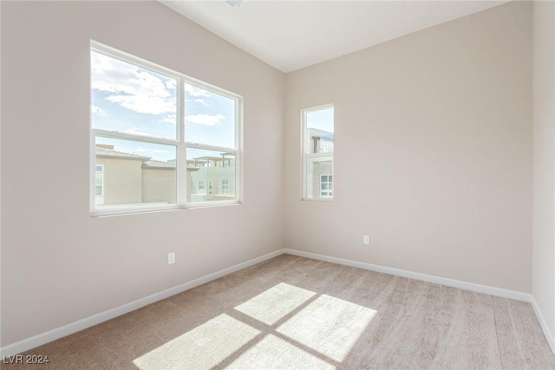 2484 Indigo Mountain Street