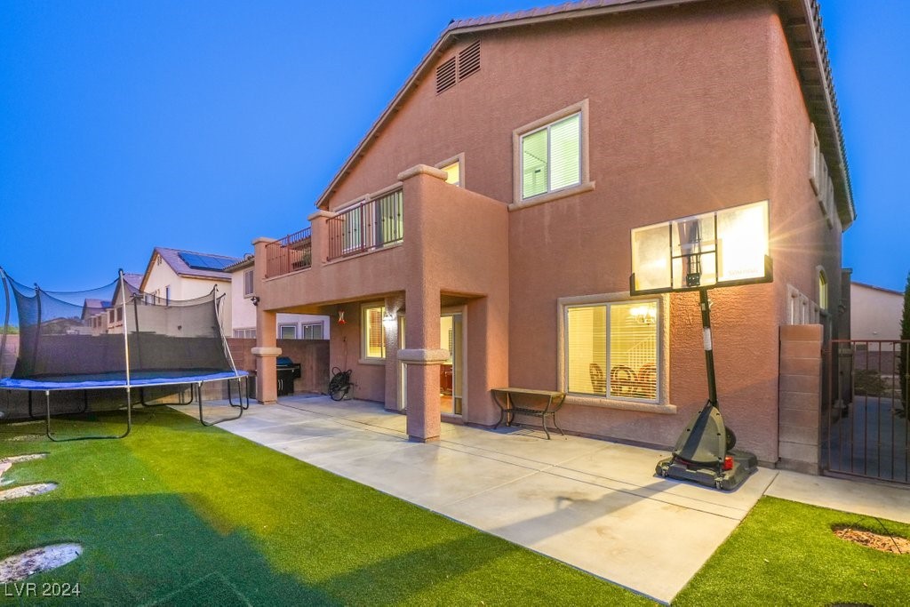 2008 Pink Lily Avenue