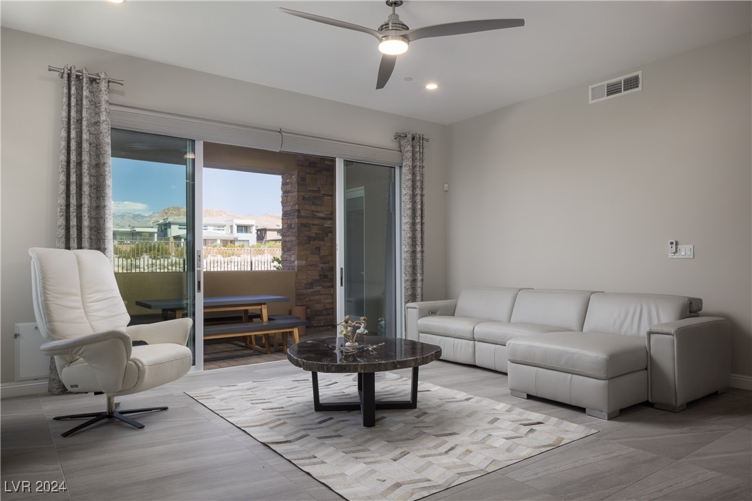 11280 Granite Ridge Drive 1058