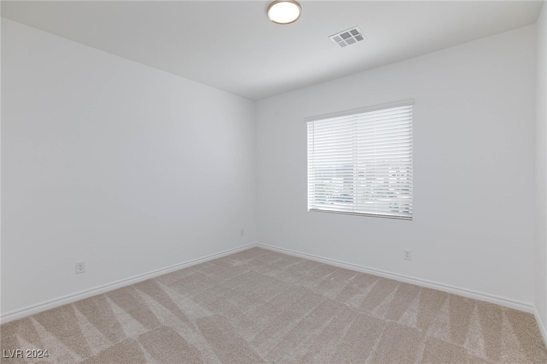 9933 Iron Creek Avenue