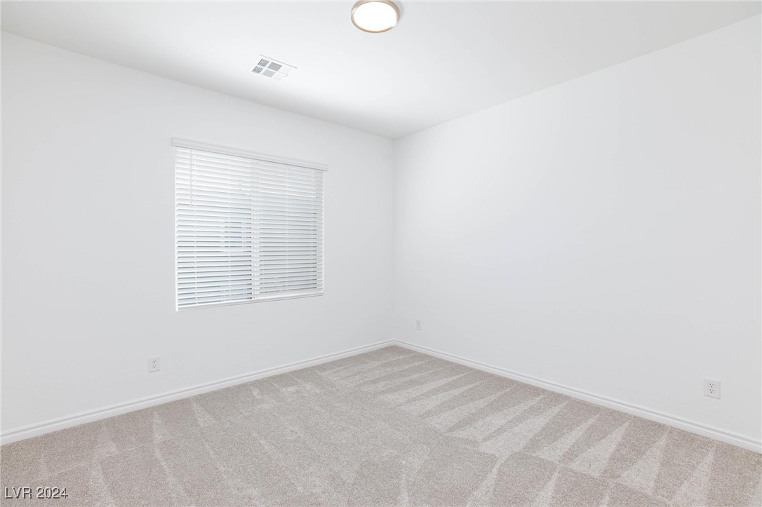 9933 Iron Creek Avenue